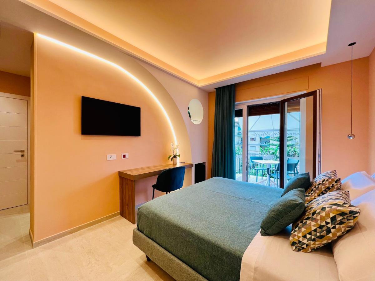 Yourhome - Lucrezia Suites Sorrento Exteriér fotografie
